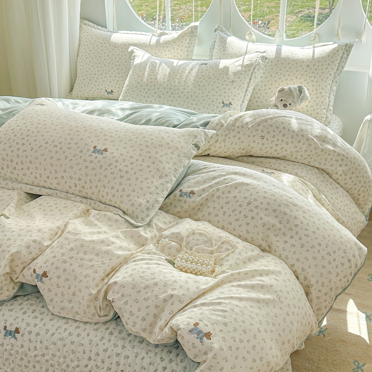 91家纺网 家纺一手货源 找家纺 花满路 2026新款床盖四件套 萌萌狗