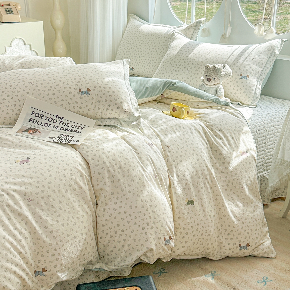 91家纺网 家纺一手货源 找家纺 花满路 2026新款床盖四件套 萌萌狗