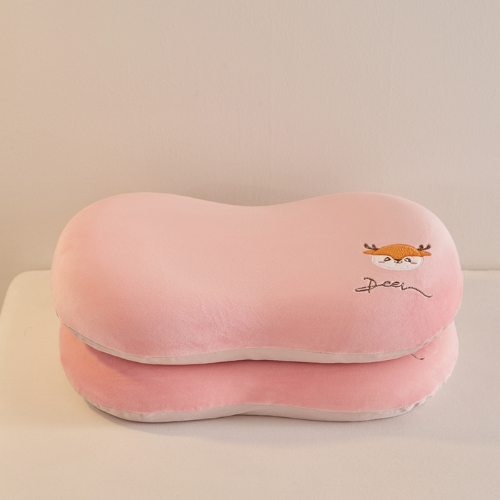 91家纺网 家纺一手货源 找家纺 小桃姐家纺 2025新款可爱卡通儿童猫肚枕学生幼儿园卡通记忆棉枕头枕芯 可爱鹿记忆枕-粉