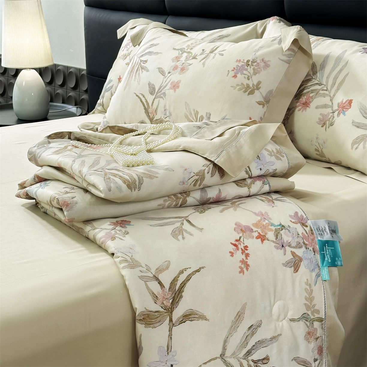 91家纺网 家纺一手货源 找家纺 岚司羽 2026春夏新款50天丝夏被四件套夏凉被空调被系列 俏枝