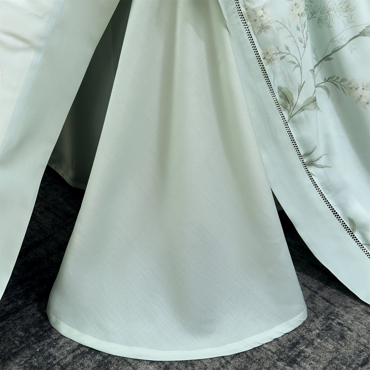 91家纺网 家纺一手货源 找家纺 岚司羽 2026春夏新款50天丝夏被四件套夏凉被空调被系列 沐慕