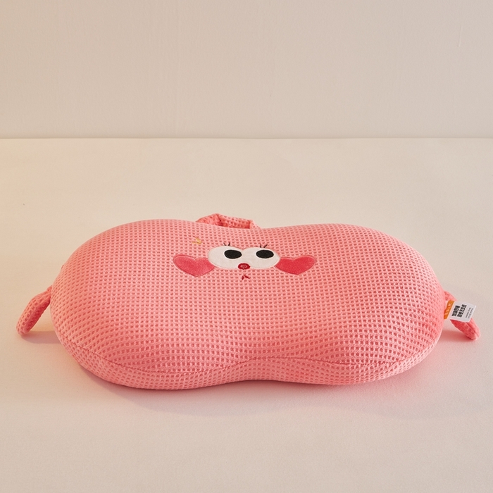 91家纺网 家纺一手货源 找家纺 小桃姐家纺 2025新款可爱卡通儿童猫肚枕学生幼儿园卡通记忆棉枕头枕芯 手提兜兜记忆枕-粉