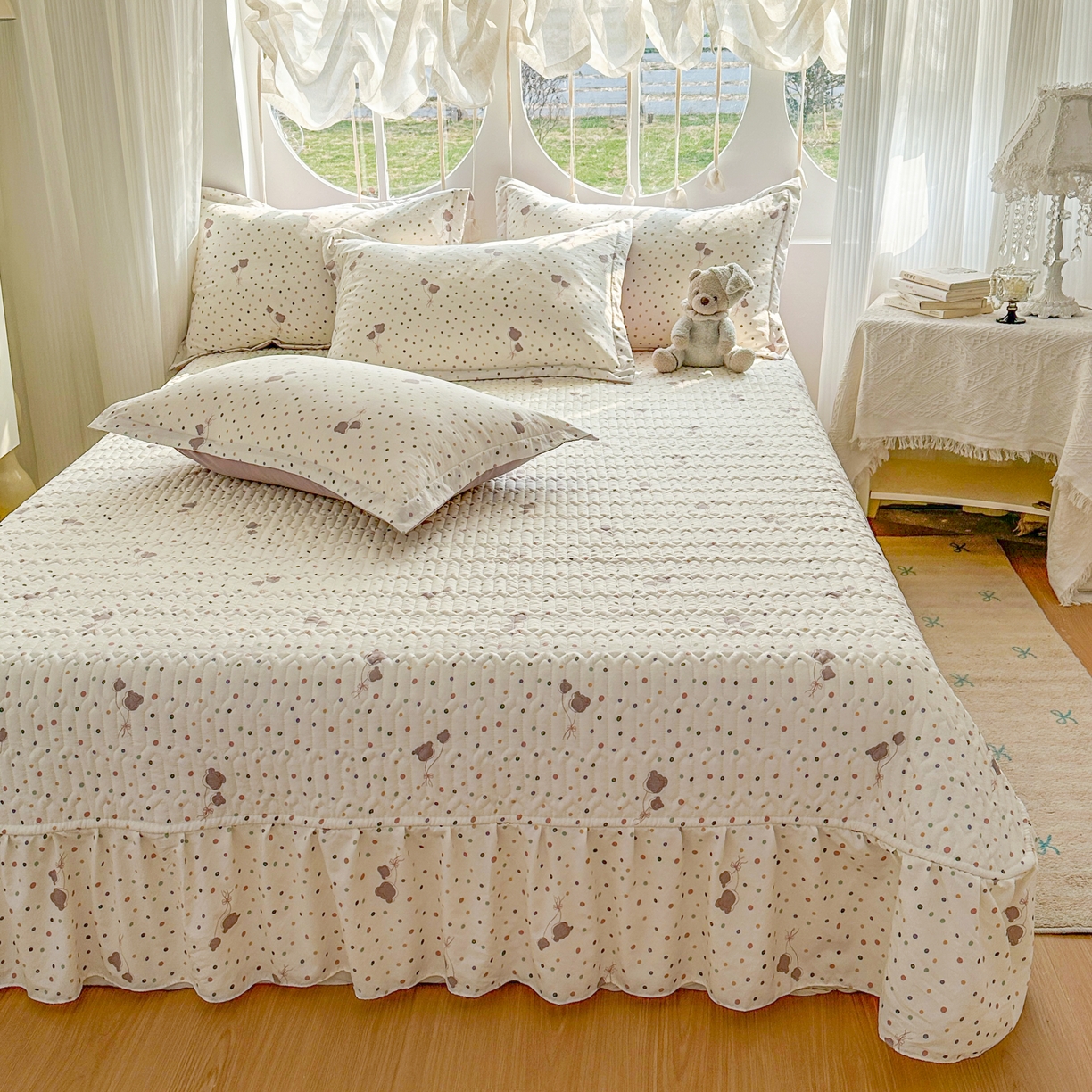 91家纺网 家纺一手货源 找家纺 花满路 2026新款床盖四件套 气球小熊