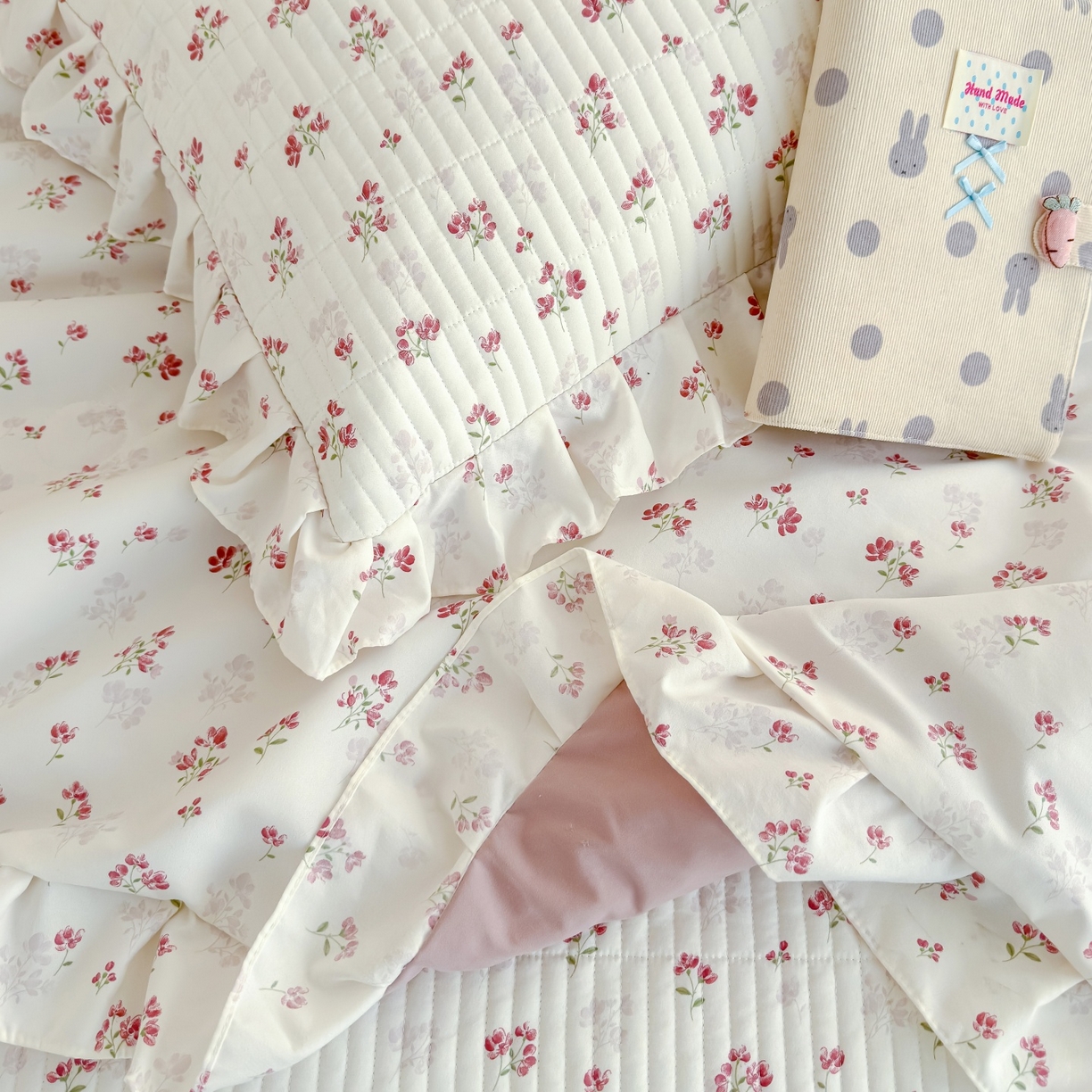 91家纺网 家纺一手货源 找家纺 归属 2026春夏新款古法仿棉床盖夏被四件套夏凉被空调被系列 花开半夏