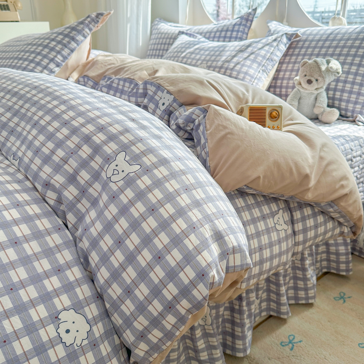 91家纺网 家纺一手货源 找家纺 花满路 2026新款床盖四件套 小蓝格