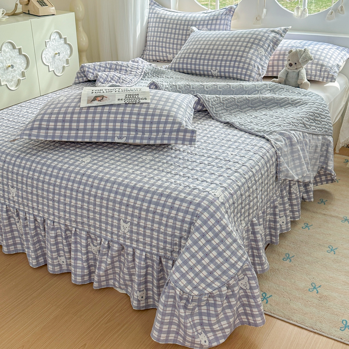 91家纺网 家纺一手货源 找家纺 花满路 2026新款床盖四件套 小蓝格