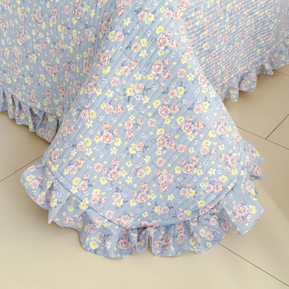 91家纺网 家纺一手货源 找家纺 归属 2026春夏新款古法仿棉床盖夏被四件套夏凉被空调被系列 花漾玫瑰