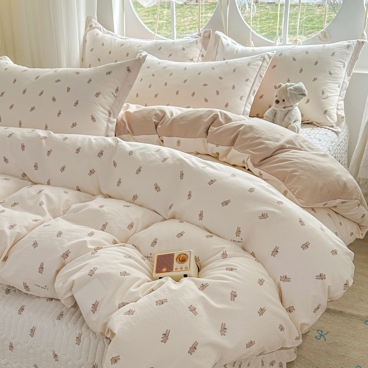 91家纺网 家纺一手货源 找家纺 花满路 2026新款床盖四件套 修修狗