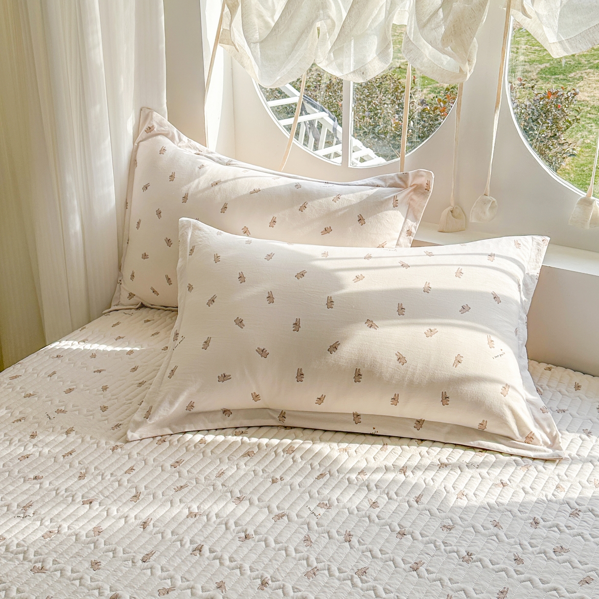 91家纺网 家纺一手货源 找家纺 花满路 2026新款床盖四件套 修修狗