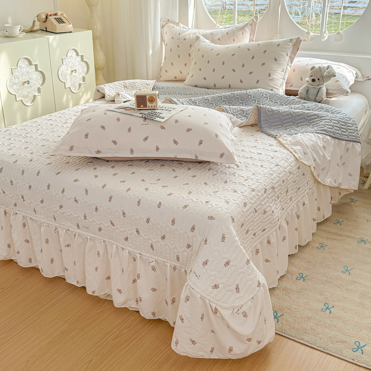 91家纺网 家纺一手货源 找家纺 花满路 2026新款床盖四件套 修修狗