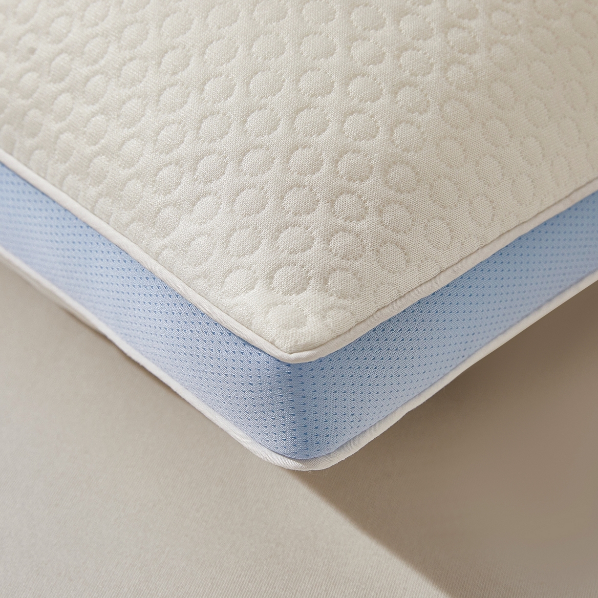 91家纺网 家纺一手货源 找家纺 小桃姐家纺 2025新款针织烫画小苹果舒睡枕枕头枕芯 针织烫画小苹果舒睡枕高-一对-1000G