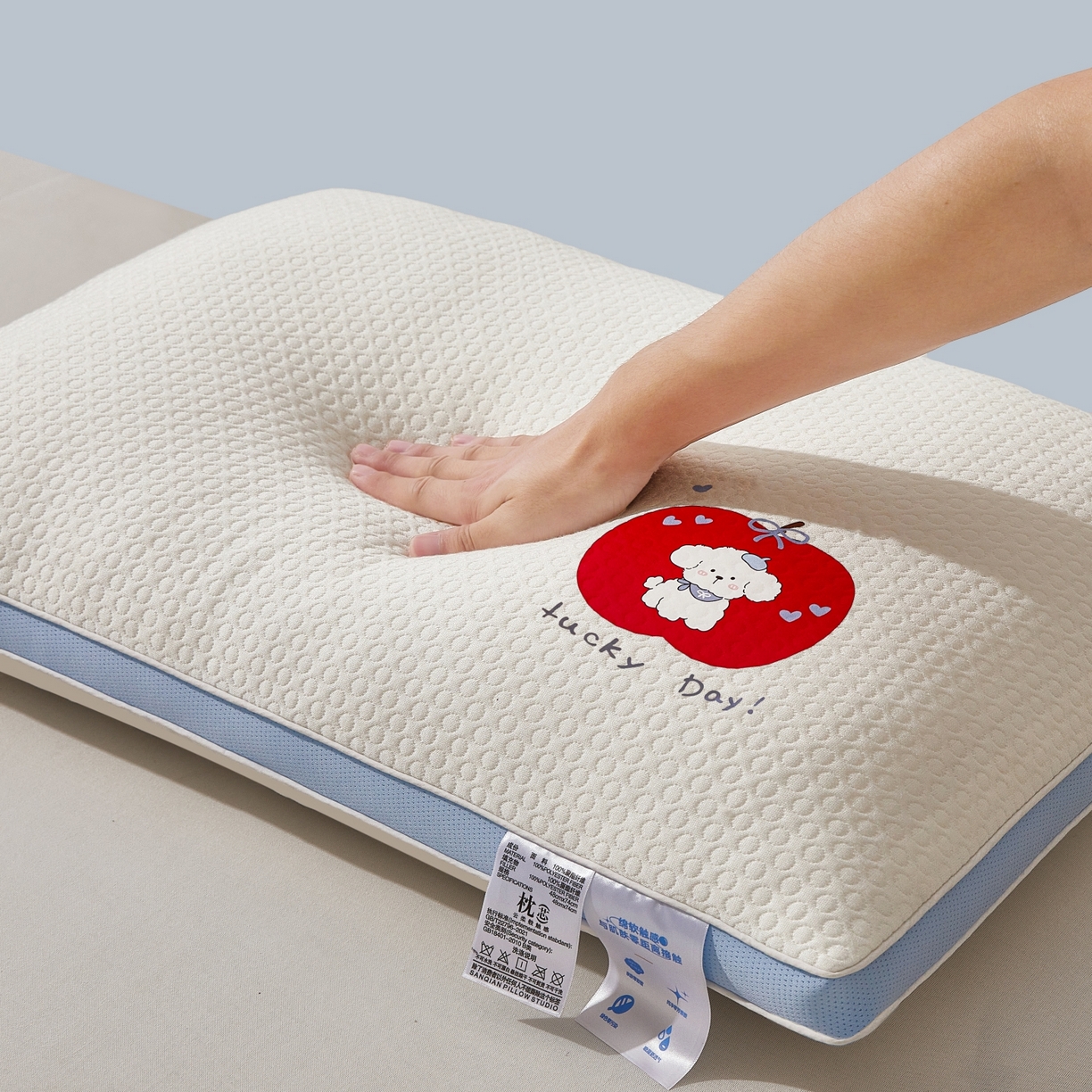 91家纺网 家纺一手货源 找家纺 小桃姐家纺 2025新款针织烫画小苹果舒睡枕枕头枕芯 针织烫画小苹果舒睡枕低-一对-800G