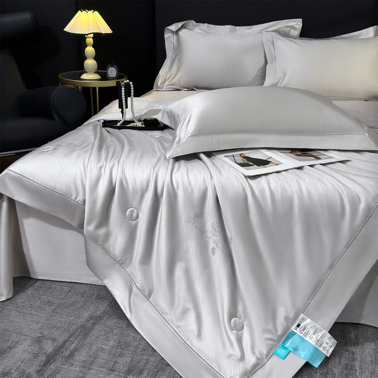 91家纺网 家纺一手货源 找家纺 岚司羽 2026春夏新款天丝棉银丝提花夏被四件套夏凉被空调被 璀璨星空 -浩灰