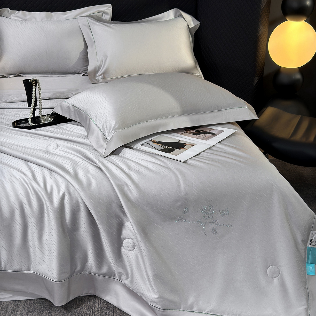 91家纺网 家纺一手货源 找家纺 岚司羽 2026春夏新款天丝棉银丝提花夏被四件套夏凉被空调被 璀璨星空 -浩灰