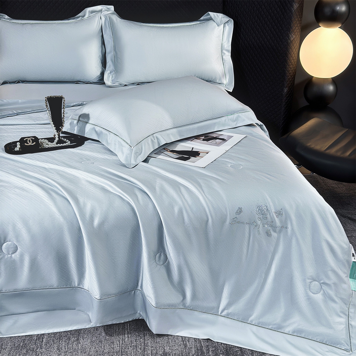 91家纺网 家纺一手货源 找家纺 岚司羽 2026春夏新款天丝棉银丝提花夏被四件套夏凉被空调被 璀璨星空 -明蓝