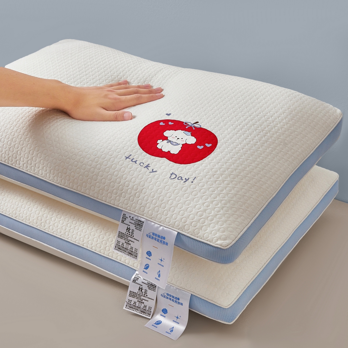 91家纺网 家纺一手货源 找家纺 小桃姐家纺 2025新款针织烫画小苹果舒睡枕枕头枕芯 针织烫画小苹果舒睡枕高-一对-1000G