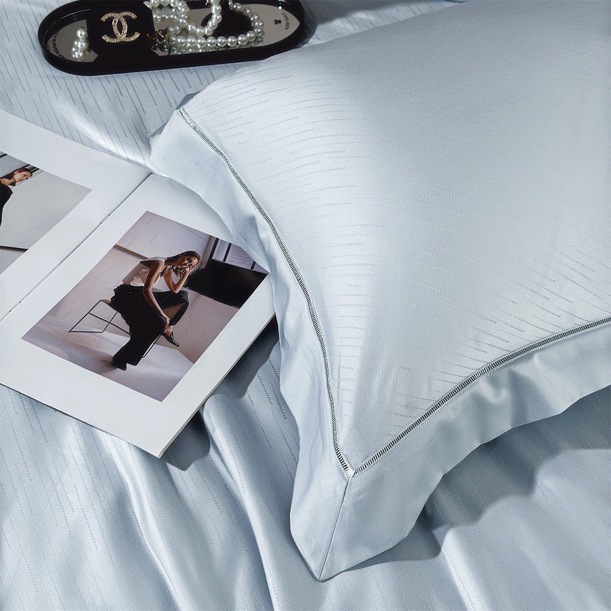 91家纺网 家纺一手货源 找家纺 岚司羽 2026春夏新款天丝棉银丝提花夏被四件套夏凉被空调被 璀璨星空 -明蓝