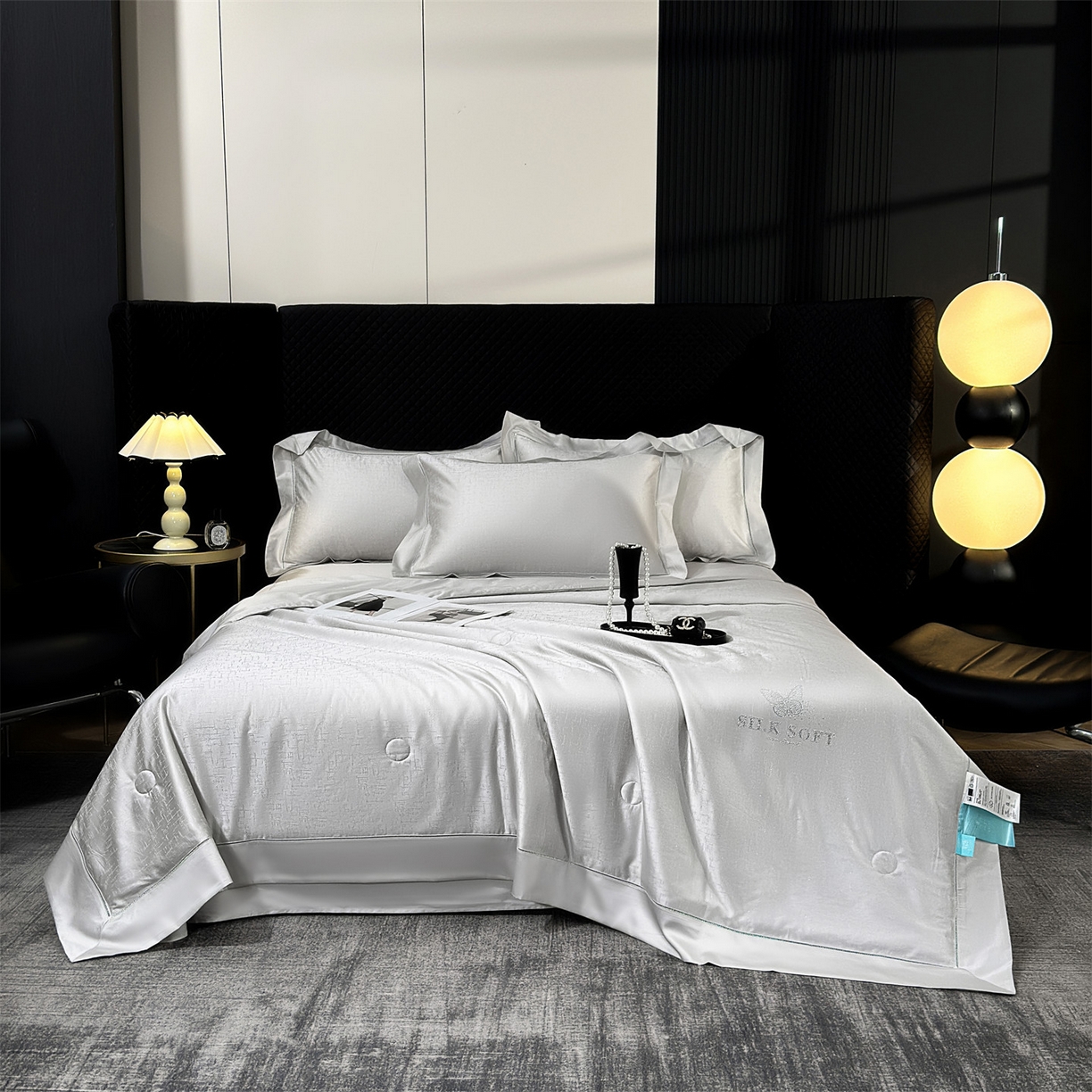 91家纺网 家纺一手货源 找家纺 岚司羽 2026春夏新款天丝棉银丝提花夏被四件套夏凉被空调被 香奢-雅灰