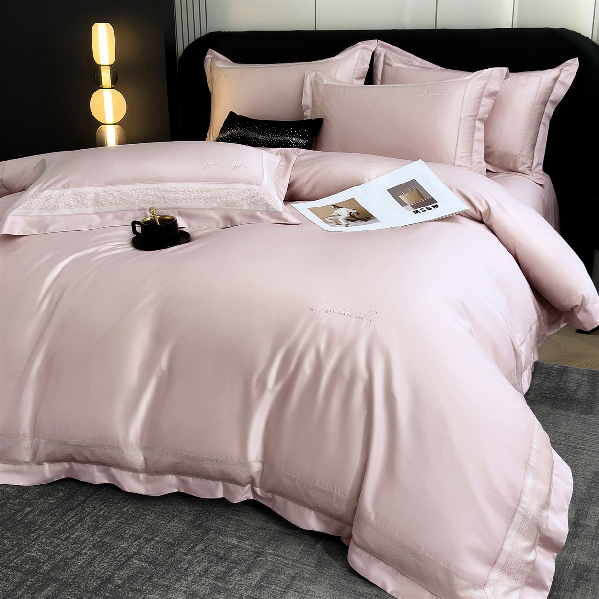 91家纺网 家纺一手货源 找家纺 岚司羽 2026春夏新款天丝棉银丝提花绣花四件套臻雅系列 臻雅--樱花粉