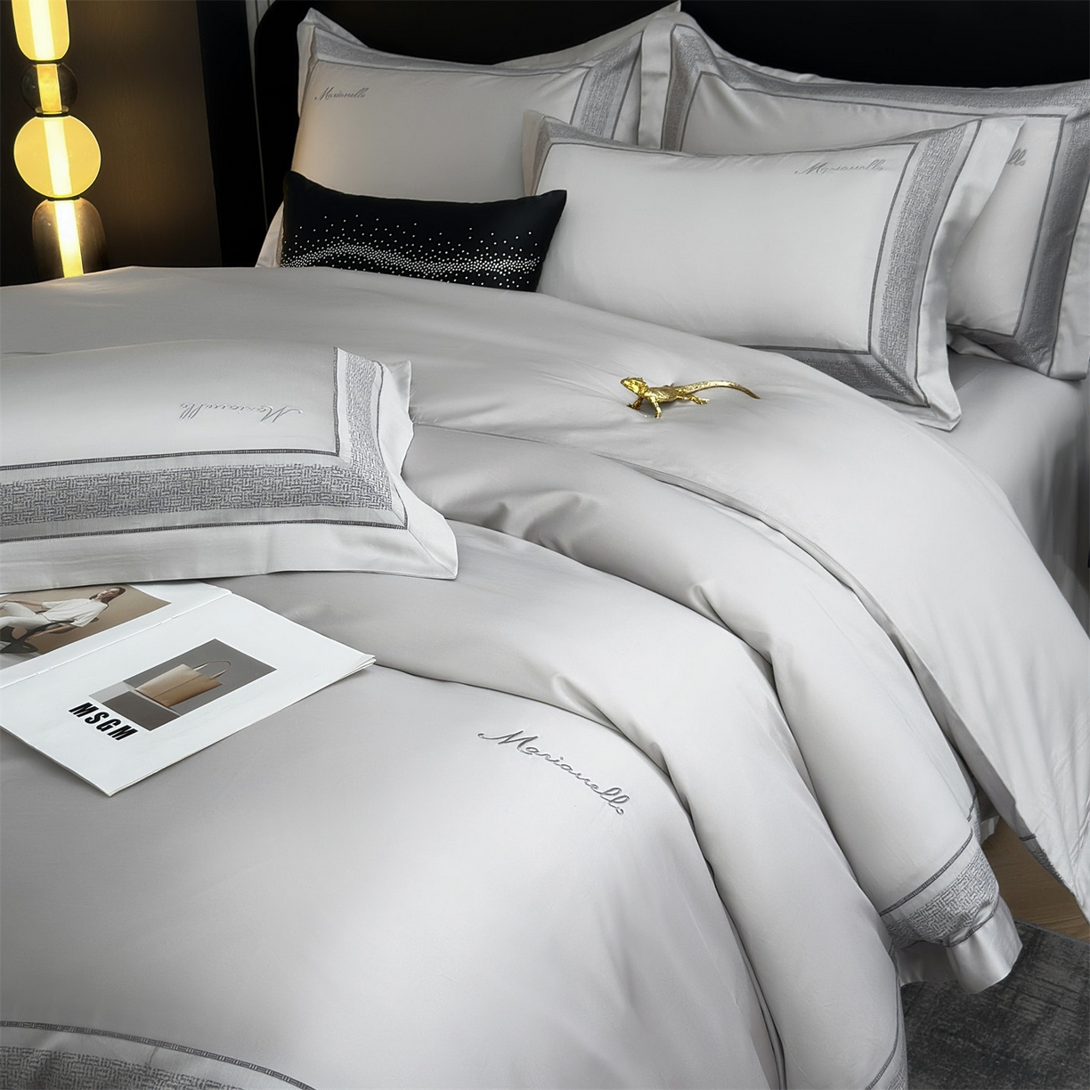 91家纺网 家纺一手货源 找家纺 岚司羽 2026春夏新款天丝棉银丝提花绣花四件套臻雅系列 臻雅 --深雅灰