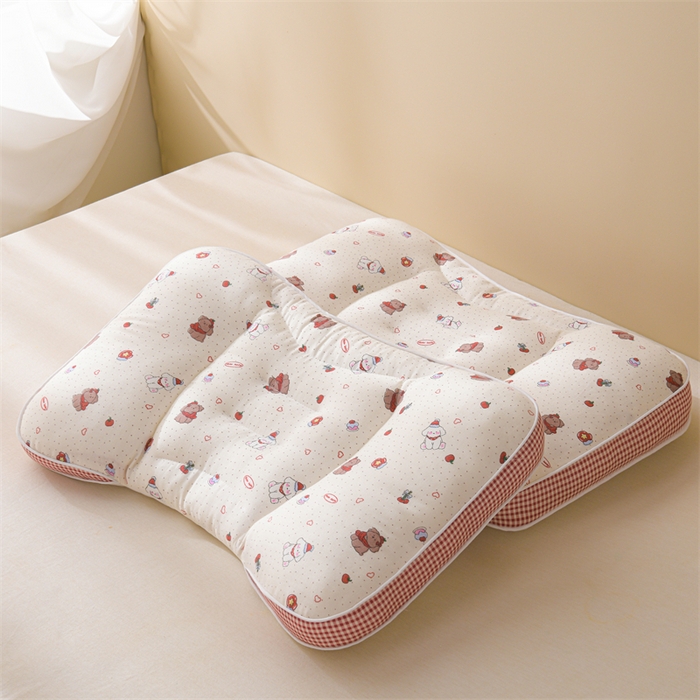 91家纺网 家纺一手货源 找家纺 小桃姐家纺 2025新款纯棉五分区定型枕 枕头枕芯 圣诞小狗