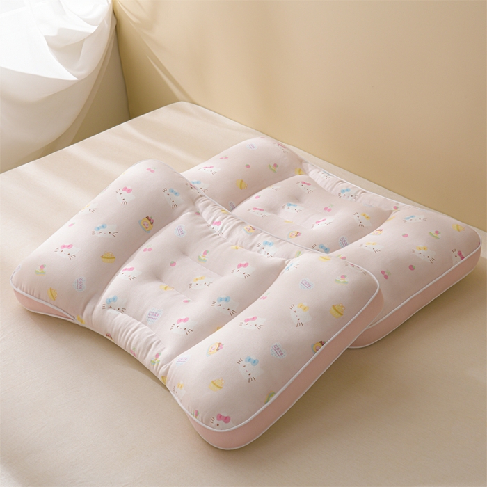 91家纺网 家纺一手货源 找家纺 小桃姐家纺 2025新款纯棉五分区定型枕 枕头枕芯 粉色猫猫