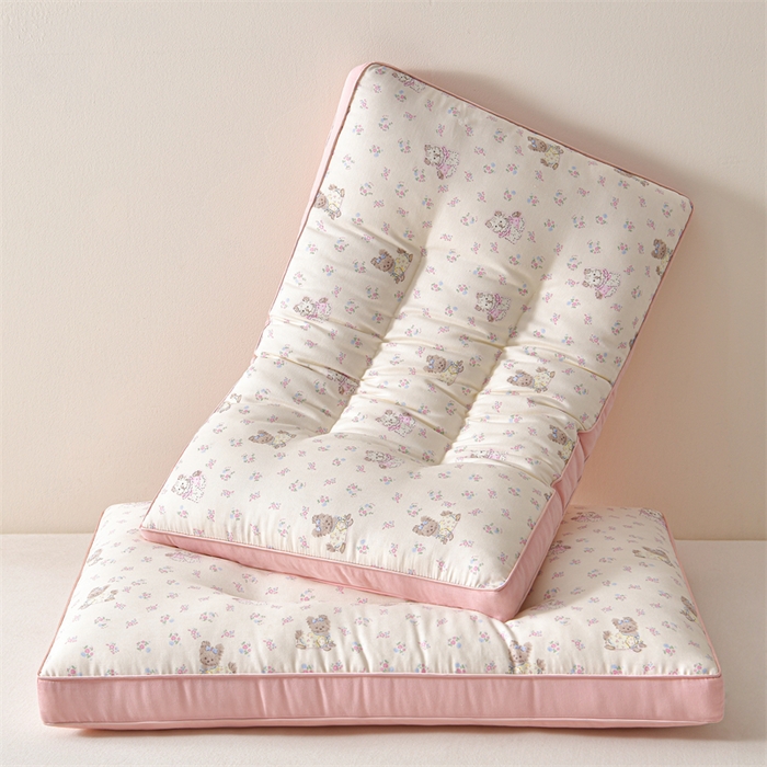 91家纺网 家纺一手货源 找家纺 小桃姐家纺 2025新款全棉儿童立体定型枕亲子枕 枕头枕芯 小泰迪