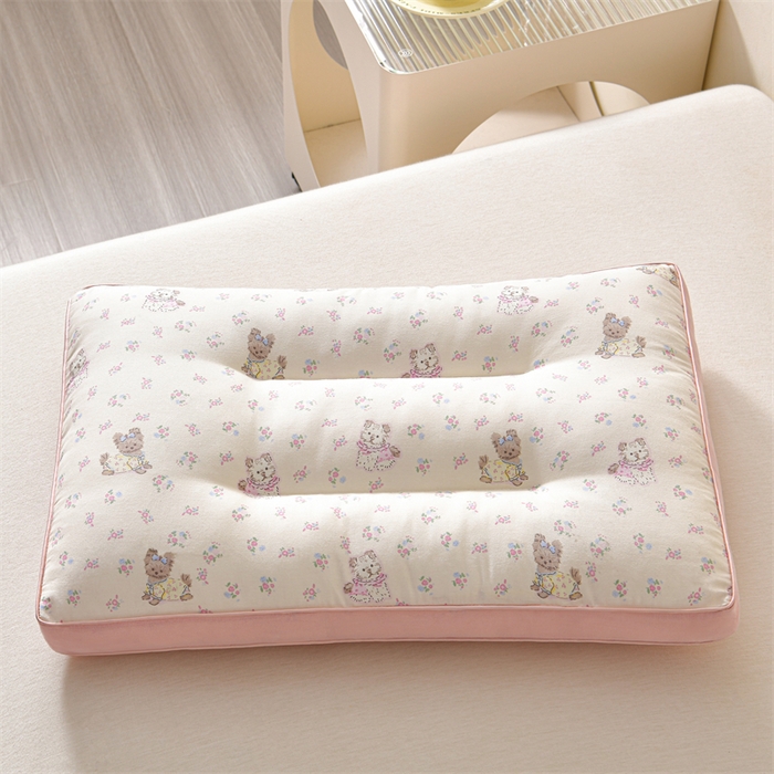 91家纺网 家纺一手货源 找家纺 小桃姐家纺 2025新款全棉儿童立体定型枕亲子枕 枕头枕芯 小泰迪