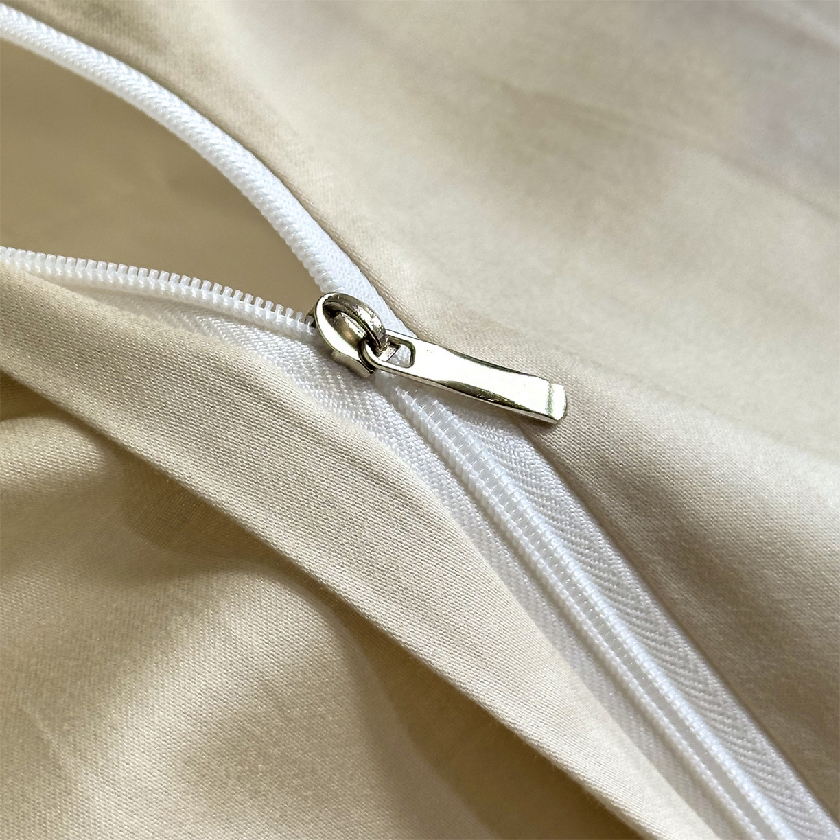 91家纺网 家纺一手货源 找家纺 岚司羽 2026春夏新款天丝棉大版数码印花四件套 华尔兹