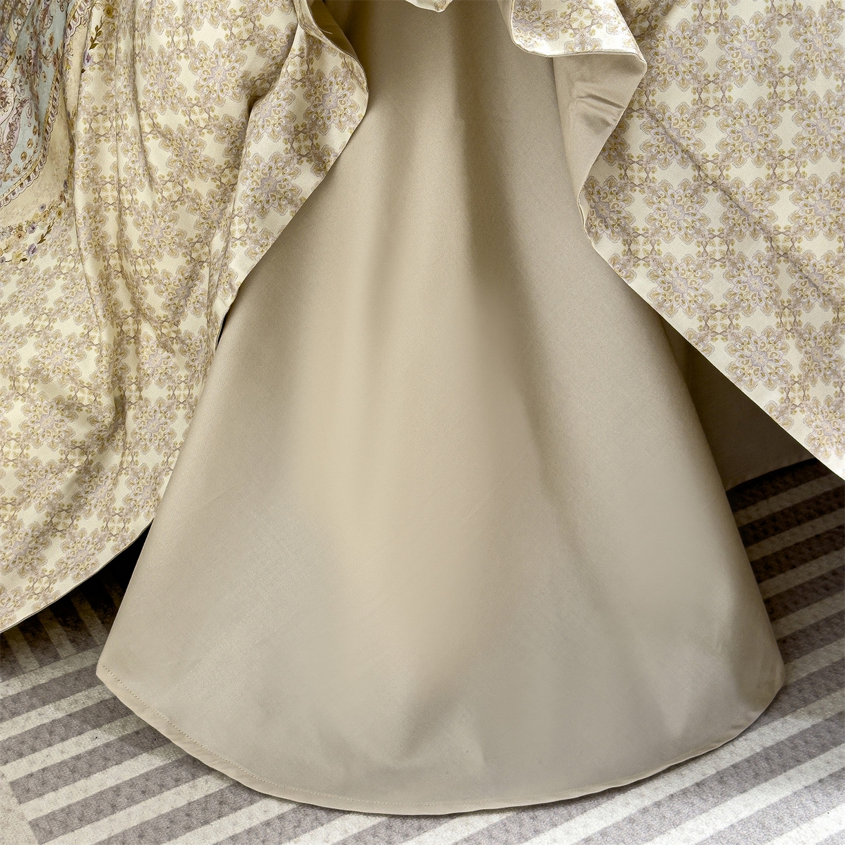 91家纺网 家纺一手货源 找家纺 岚司羽 2026春夏新款天丝棉大版数码印花四件套 华尔兹