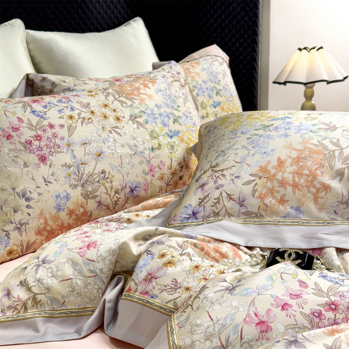 91家纺网 家纺一手货源 找家纺 岚司羽 2026春夏新款天丝棉大版数码印花四件套 花影