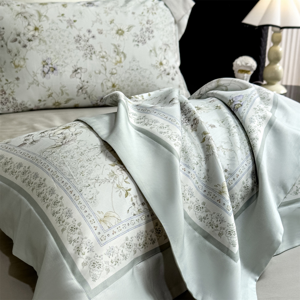 91家纺网 家纺一手货源 找家纺 岚司羽 2026春夏新款天丝棉大版数码印花四件套 伊莎