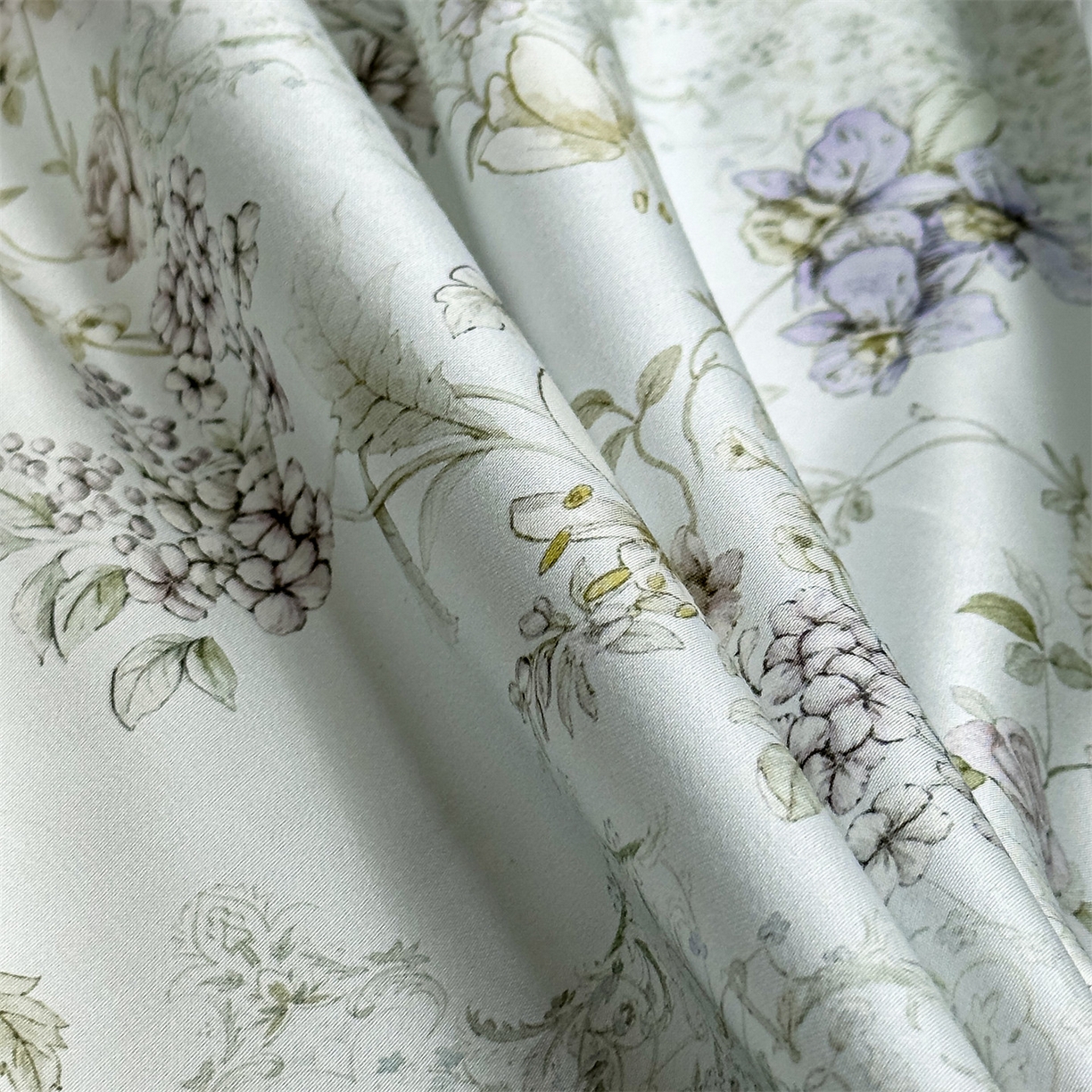 91家纺网 家纺一手货源 找家纺 岚司羽 2026春夏新款天丝棉大版数码印花四件套 伊莎