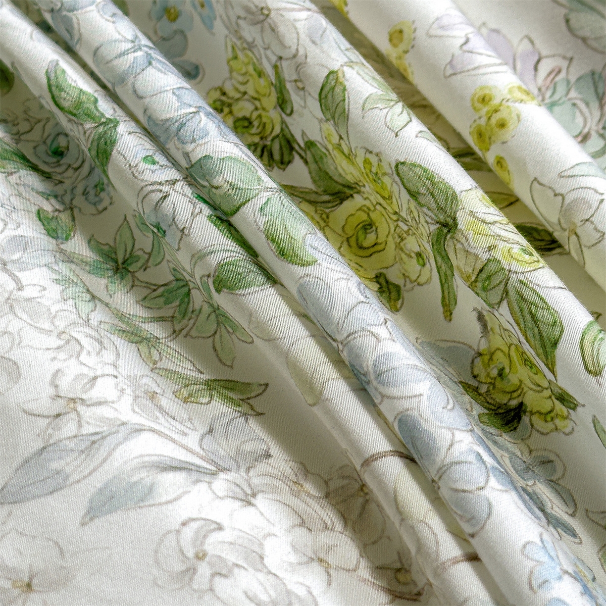 91家纺网 家纺一手货源 找家纺 岚司羽 2026春夏新款天丝棉大版数码印花四件套 觅影花间