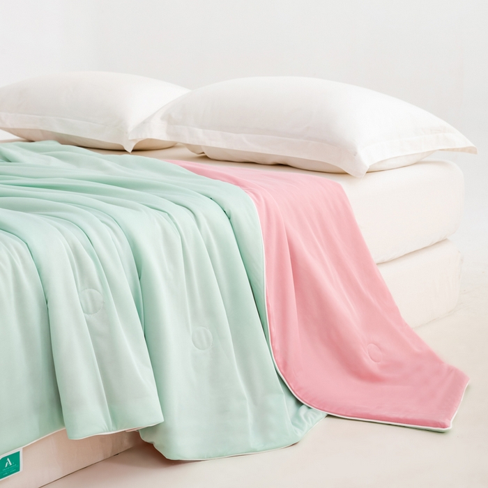 91家纺网 家纺一手货源 找家纺 迪梵家纺 2026新款A类云母凉感丝冰淇淋夏被天丝凉感夏被夏凉被空调被 蜜瓜粉