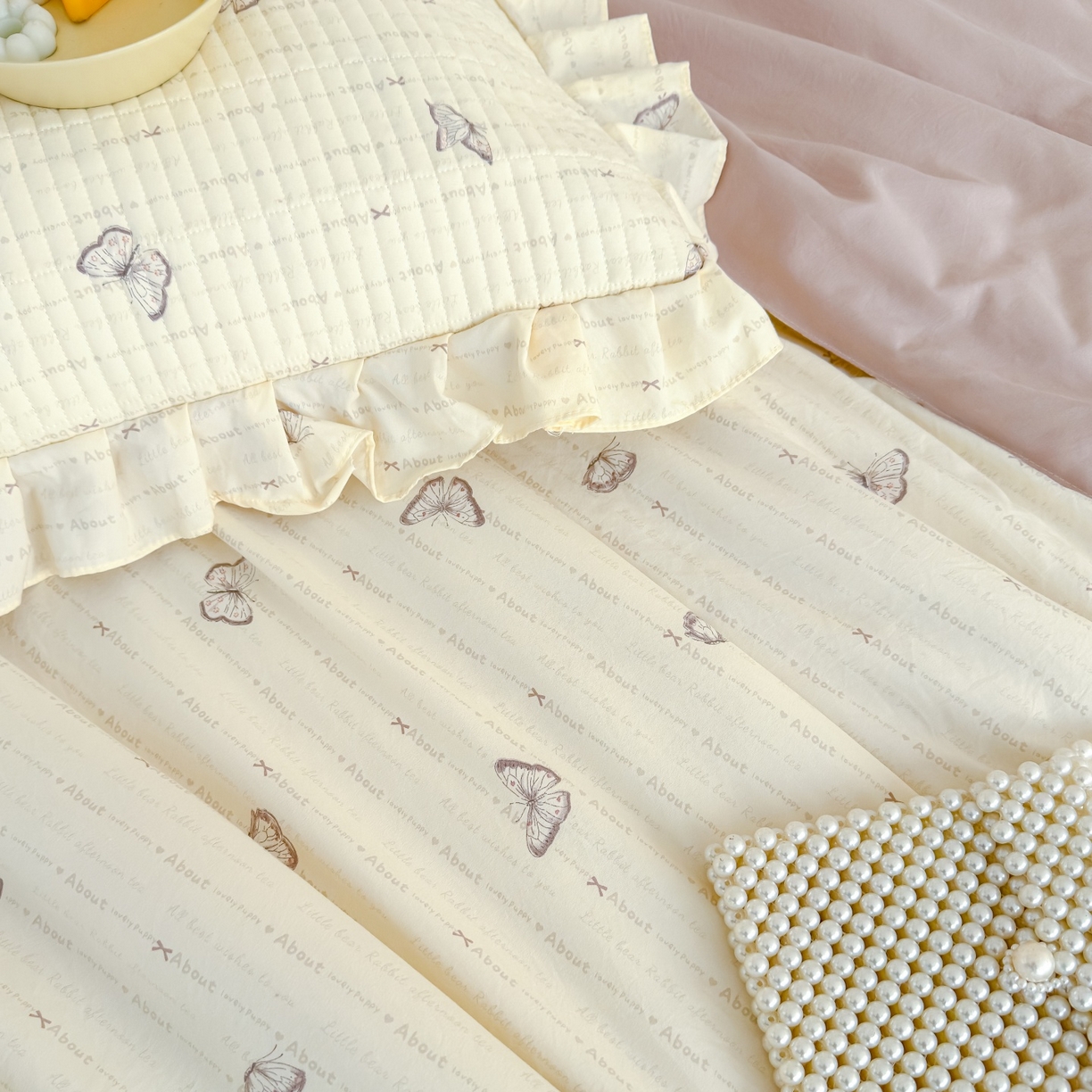 91家纺网 家纺一手货源 找家纺 归属 2026春夏新款古法仿棉床盖夏被四件套夏凉被空调被系列 漫花蝶舞