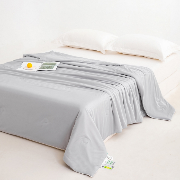 91家纺网 家纺一手货源 找家纺 迪梵家纺 2026新款A类云母凉感丝冰淇淋夏被天丝凉感夏被夏凉被空调被 冰川灰