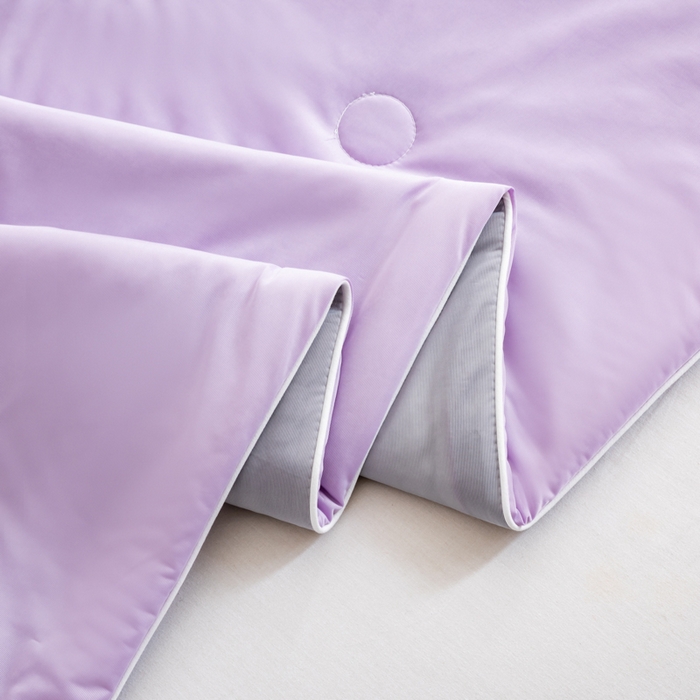 91家纺网 家纺一手货源 找家纺 迪梵家纺 2026新款A类云母凉感丝冰淇淋夏被天丝凉感夏被夏凉被空调被 丁香紫+灰