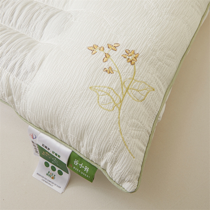 91家纺网 家纺一手货源 找家纺 小桃姐家纺 2025新款 谷小荞护颈枕 刺绣定型枕芯 枕头枕芯  硬枕 花草枕 中枕【单支装】