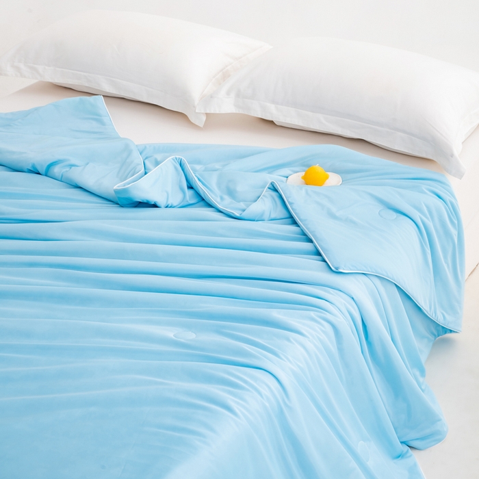 91家纺网 家纺一手货源 找家纺 迪梵家纺 2026新款A类云母凉感丝冰淇淋夏被天丝凉感夏被夏凉被空调被 月光蓝