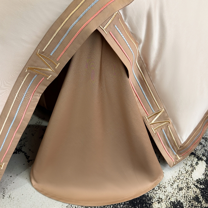 91家纺网 家纺一手货源 找家纺 家居1号家纺 2026春夏新款50双股100支A类长绒棉纯棉巴特系列四件套 巴特-香槟金