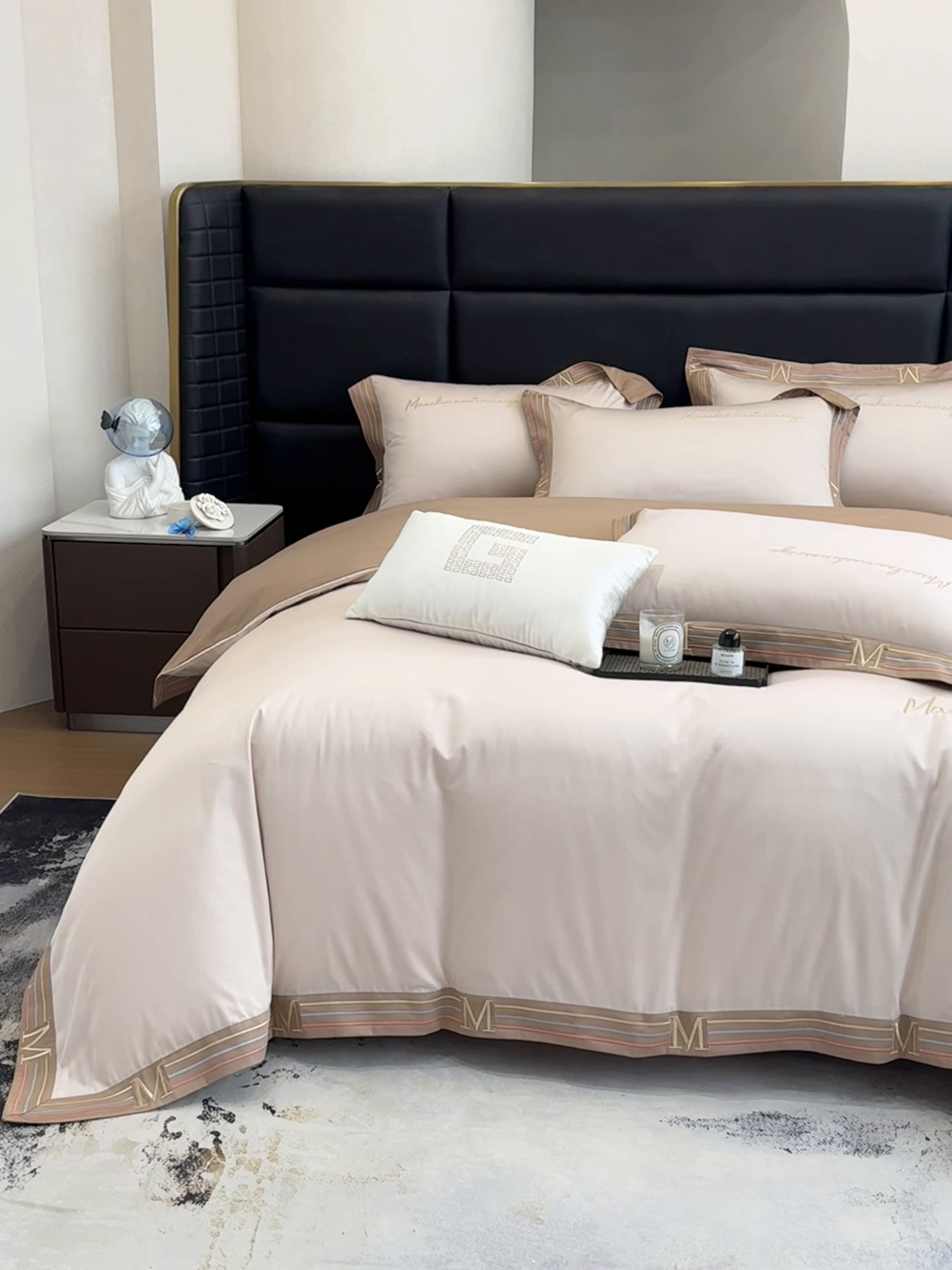 91家纺网 家纺一手货源 找家纺 家居1号家纺 2026春夏新款50双股100支A类长绒棉纯棉巴特系列四件套 巴特-香槟金