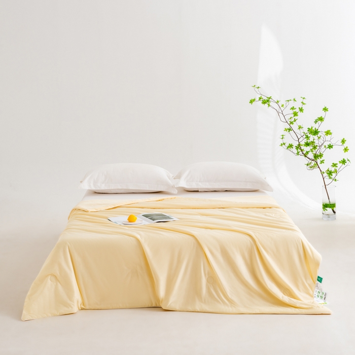 91家纺网 家纺一手货源 找家纺 迪梵家纺 2026新款A类云母凉感丝冰淇淋夏被天丝凉感夏被夏凉被空调被 柠檬黄