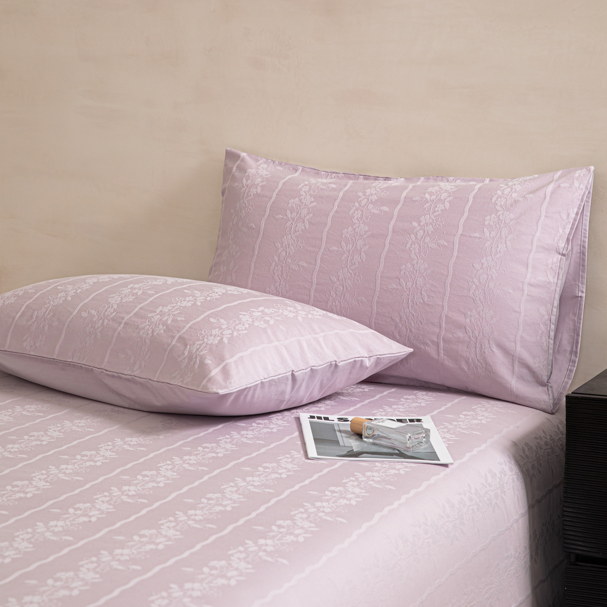 91家纺网 家纺一手货源 找家纺 眠博士 2026新款60水洗立体提花单枕套 枕套单件 枕套-花间梦-紫