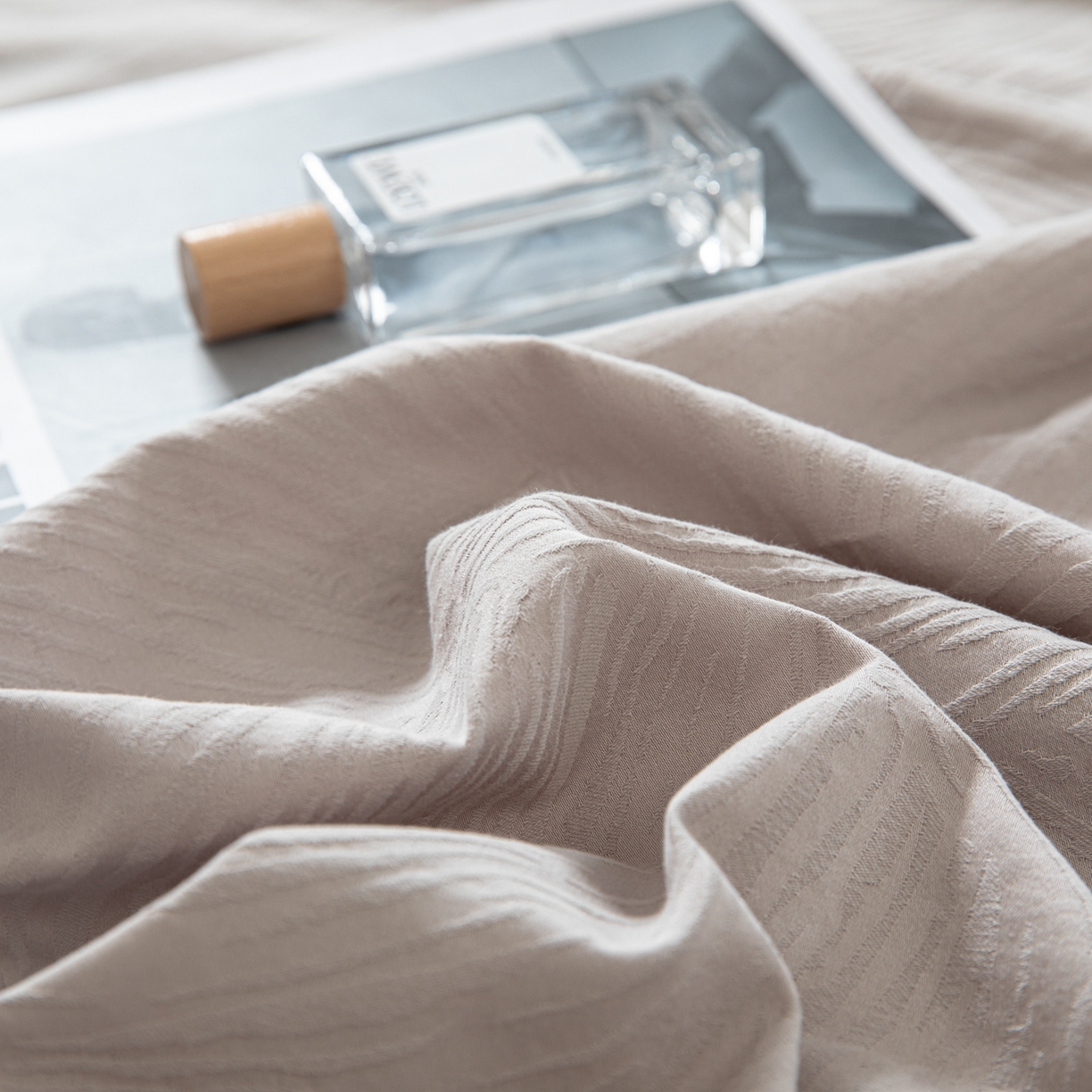 91家纺网 家纺一手货源 找家纺 眠博士 2026新款60水洗立体提花单枕套 枕套单件 枕套-月岛弥生-灰