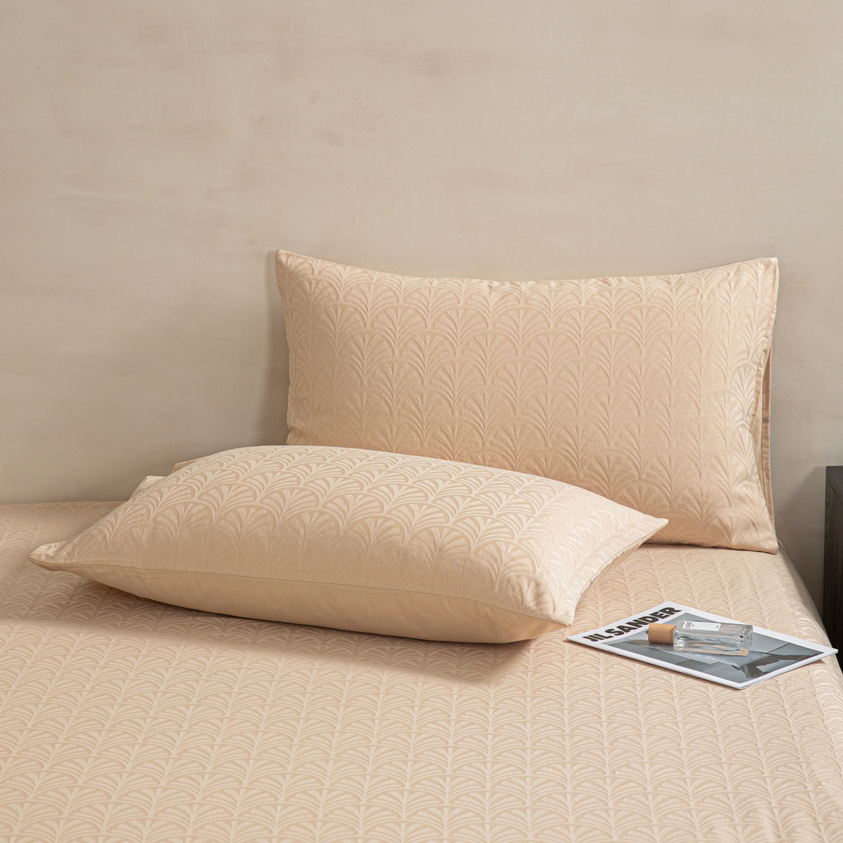 91家纺网 家纺一手货源 找家纺 眠博士 2026新款60水洗立体提花单枕套 枕套单件 枕套-杏影-卡其