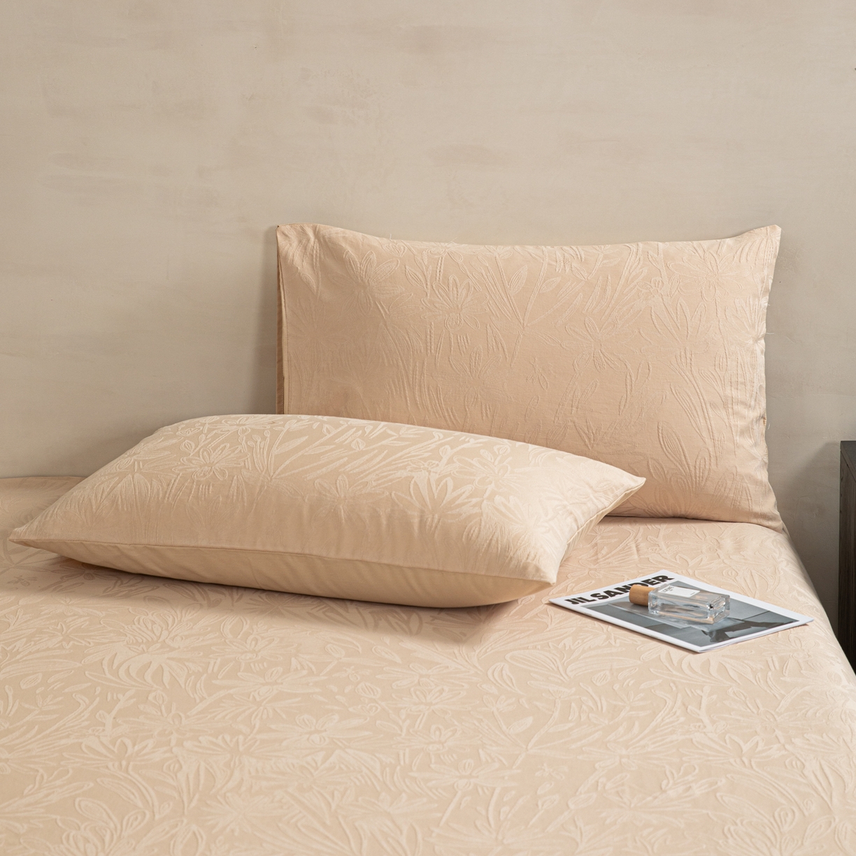 91家纺网 家纺一手货源 找家纺 眠博士 2026新款60水洗立体提花单枕套 枕套单件 枕套-绵语-卡其