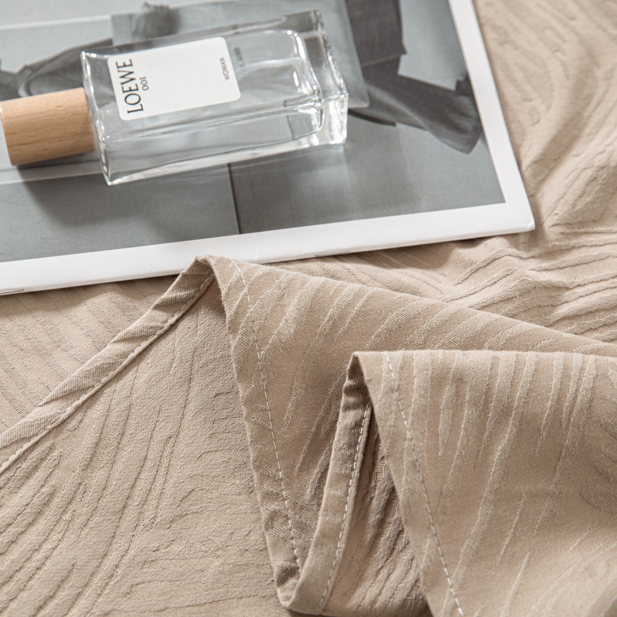 91家纺网 家纺一手货源 找家纺 眠博士 2026新款60水洗立体提花单枕套 枕套单件 枕套-月岛弥生-杏