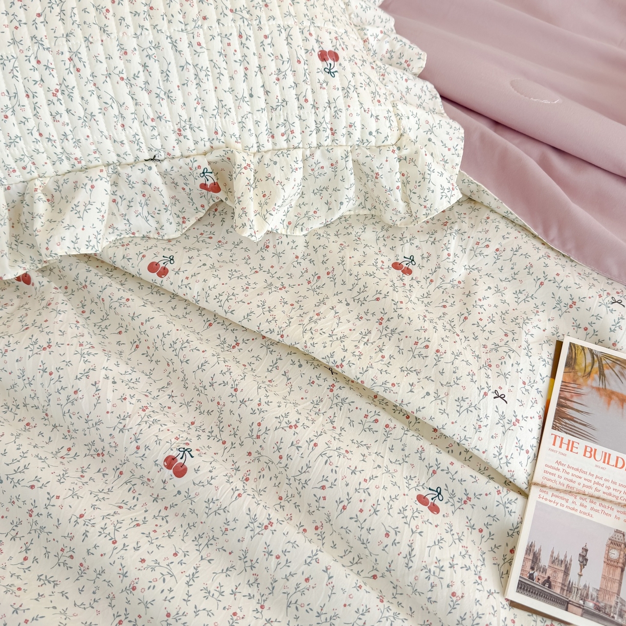 91家纺网 家纺一手货源 找家纺 归属 2026春夏新款古法仿棉床盖夏被四件套夏凉被空调被系列 西柚樱桃