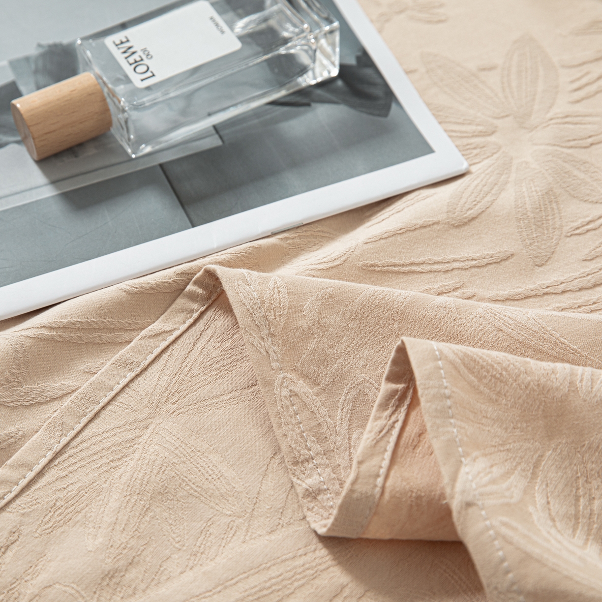 91家纺网 家纺一手货源 找家纺 眠博士 2026新款60水洗立体提花单枕套 枕套单件 枕套-绵语-卡其